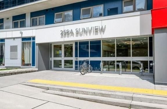 1515 - 258A Sunview St, Waterloo, N2L 3V9 | Image 2