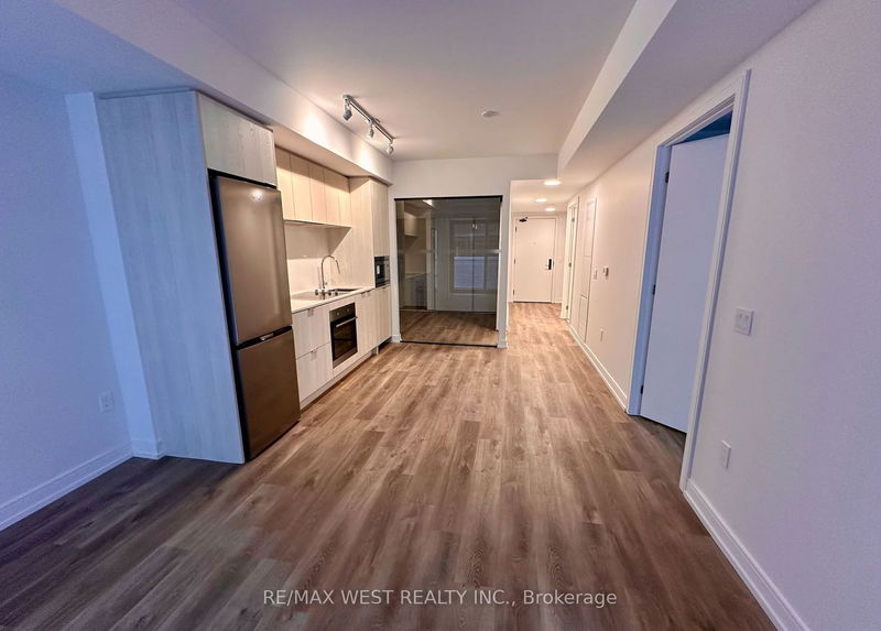 home for lease on 717-1 Jarvis Street