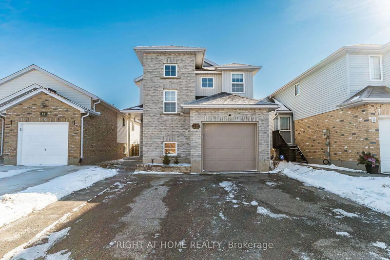 home for sale on 10 Orchid Crescent