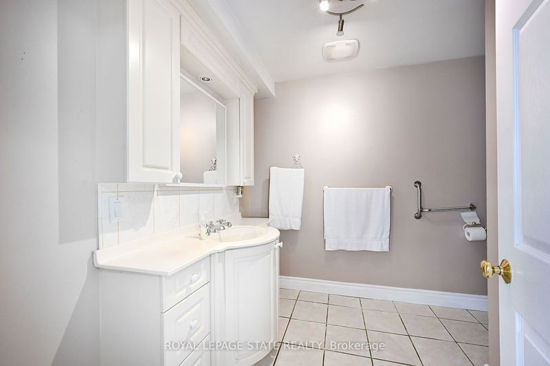 515 Brock Rd  Hamilton, L9H 5E4 | Image 31