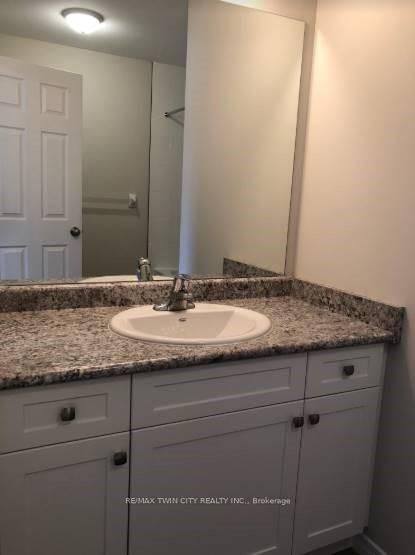 40 - 50 Pinnacle Dr, Kitchener, N2P 1C5 | Image 3