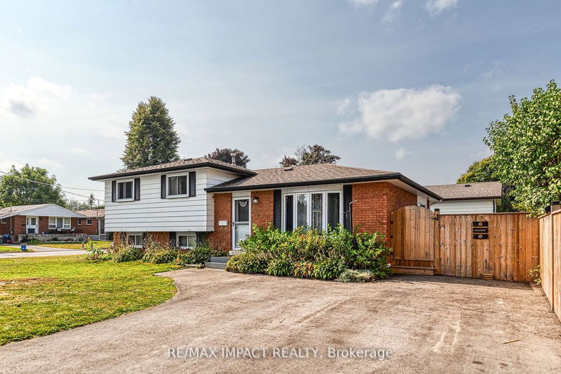 home for sale on 600 Willow Crescent