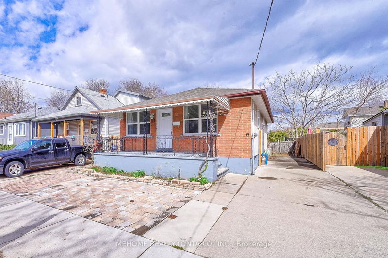 home for sale on 15 Lailey Street