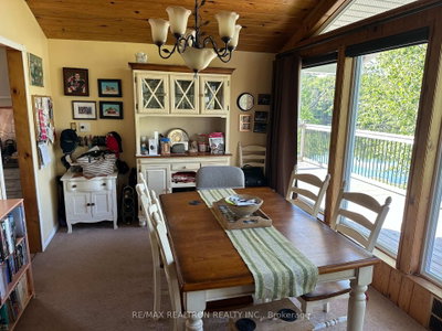 3 Magnet Road — more photos