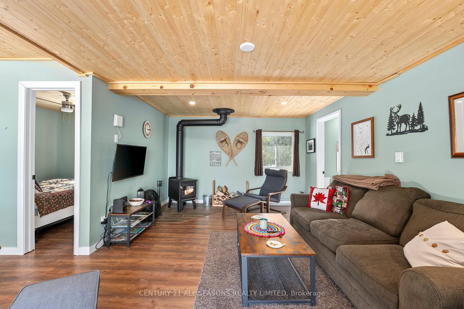 Listing Image 7