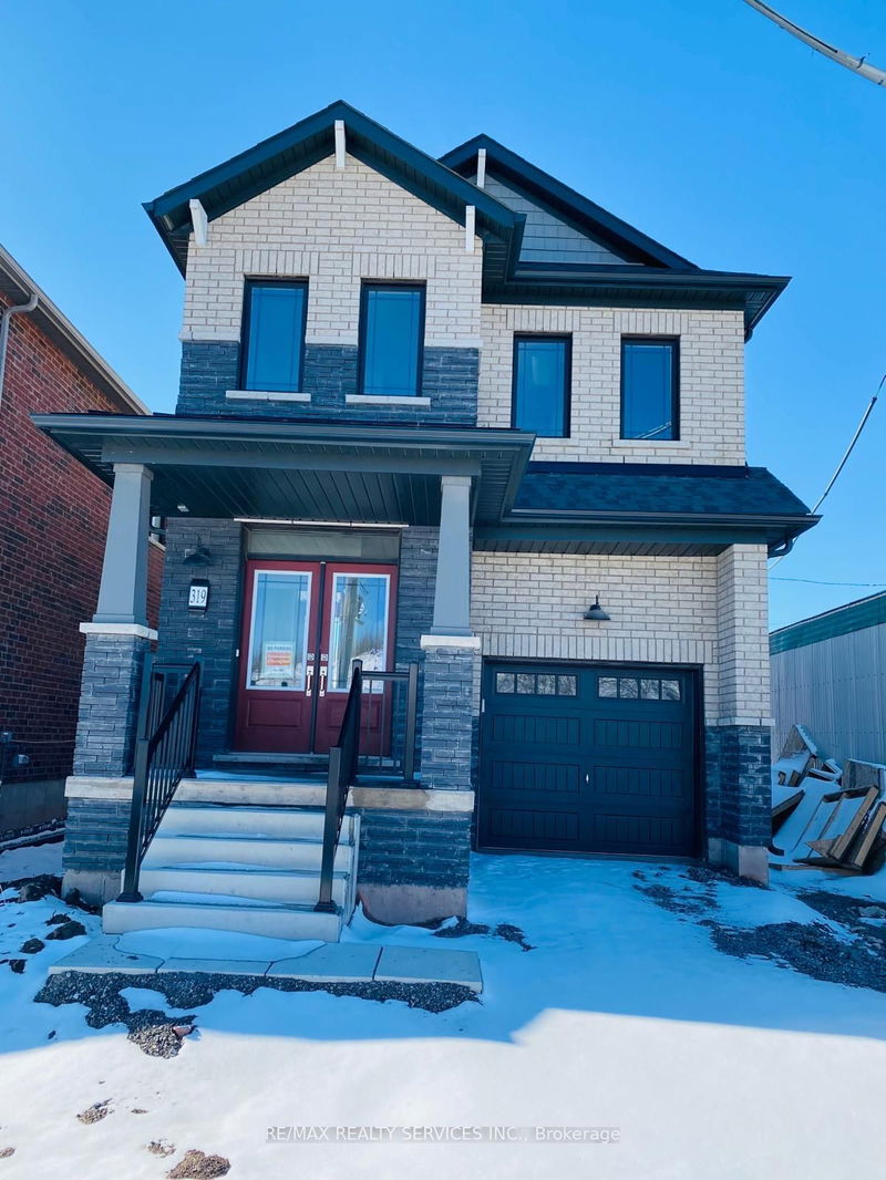 home for lease on 319 Eastbridge Avenue