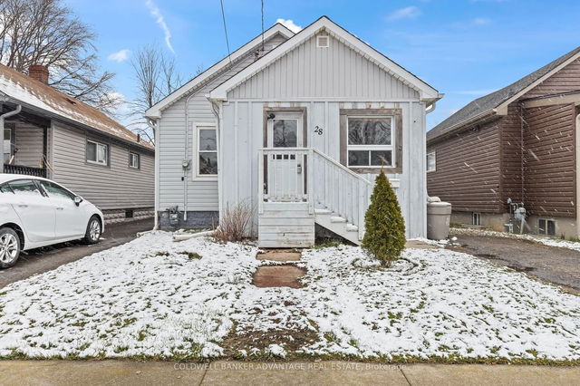 28 McAlpine Avenue S