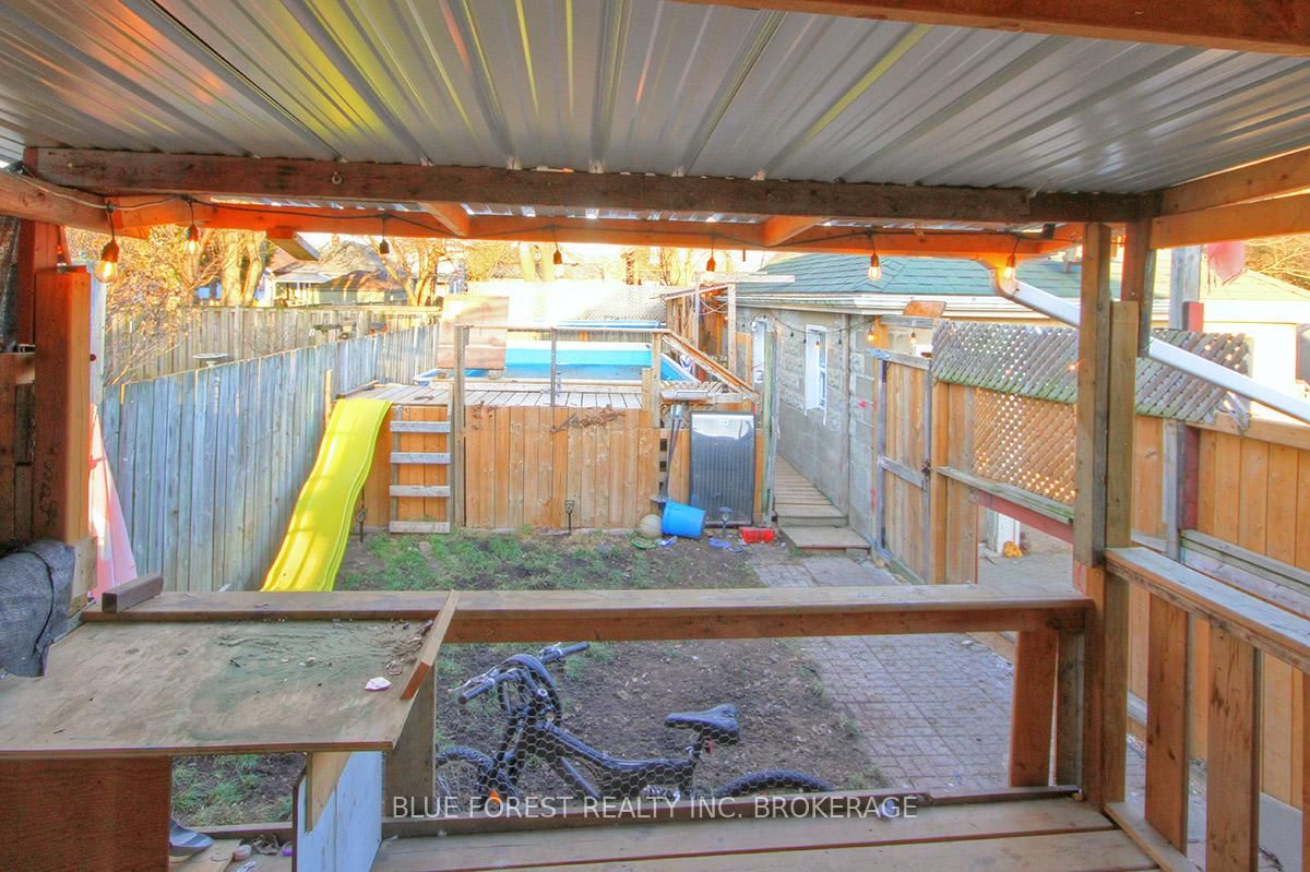 Listing Image 19