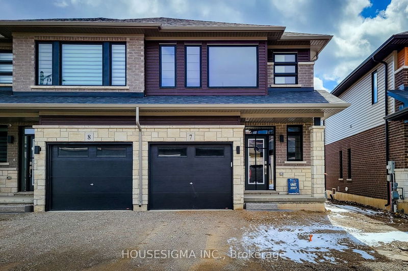 home for lease on 7-448 Blackburn Drive