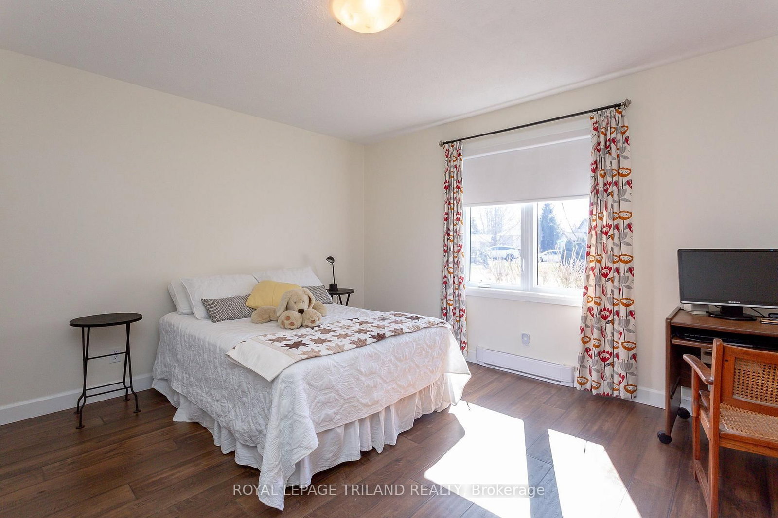 Listing Image 21