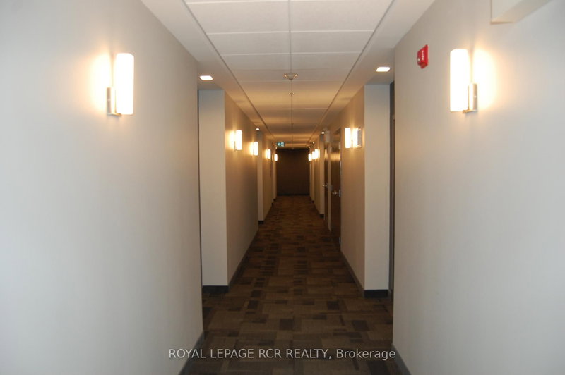 505 - 247 Northfield Dr E, Waterloo, N2K 0H1 | Image 3