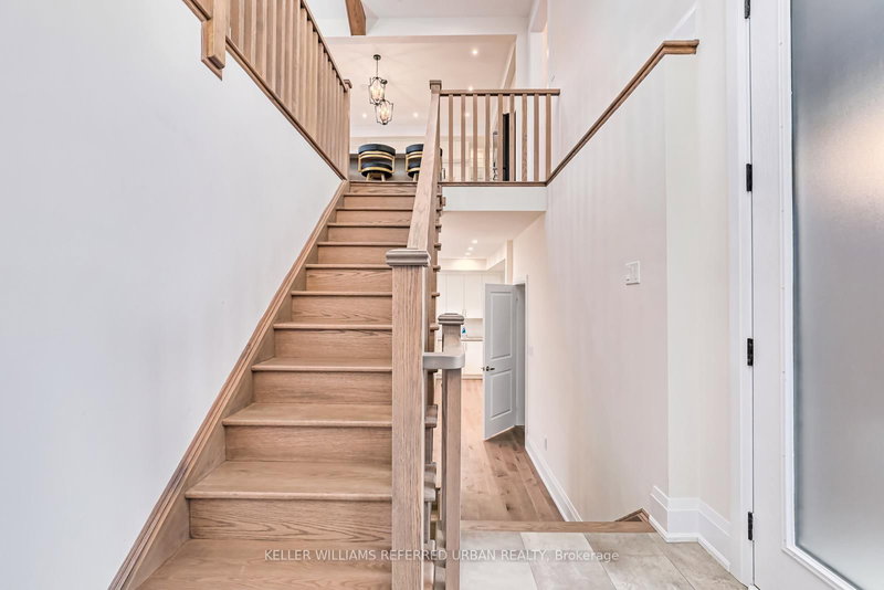 103 Stoneleigh Dr, Blue Mountains, L9Y 0V1 | Image 3