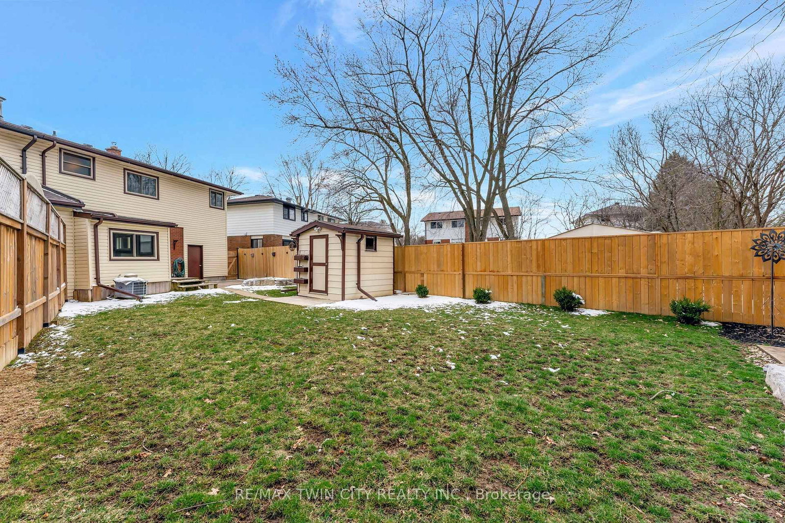 Listing Image 33