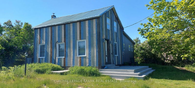 home for lease on 83 Store Street