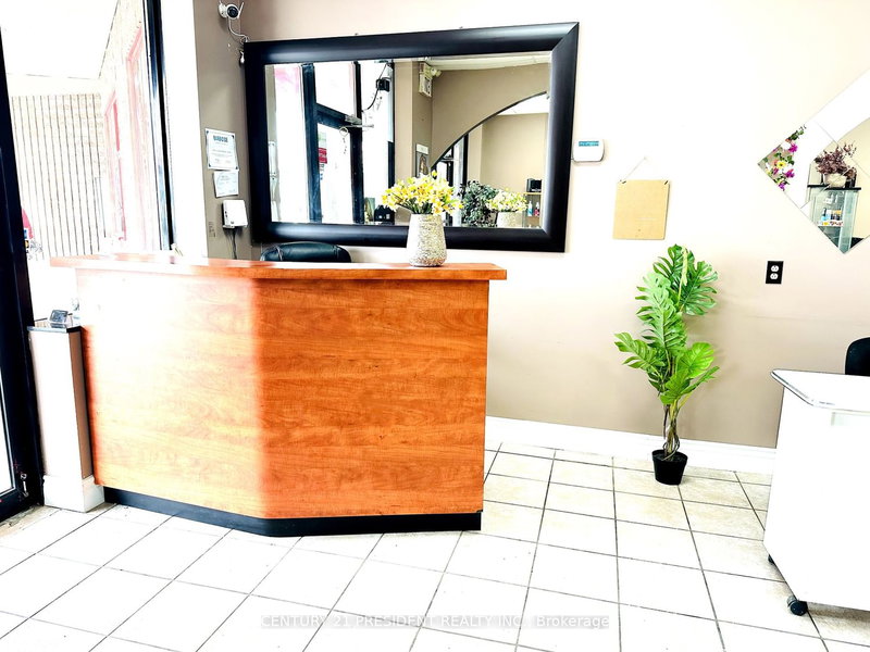 8 - 1070 Stone Church Rd E, Hamilton, L8W 3K8 | Image 3