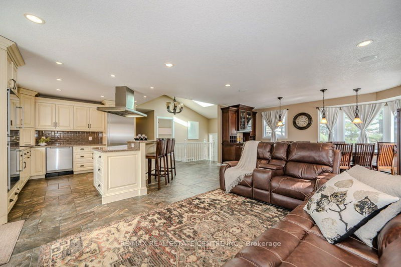 6954 Fife Rd  Guelph/Eramosa, N1H 6J4 | Image 11