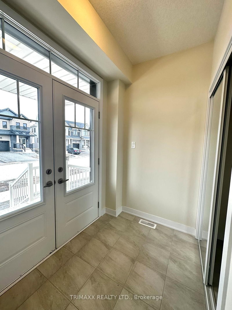 46 Rudder Rd, Welland, L3B 5K5 | Image 2