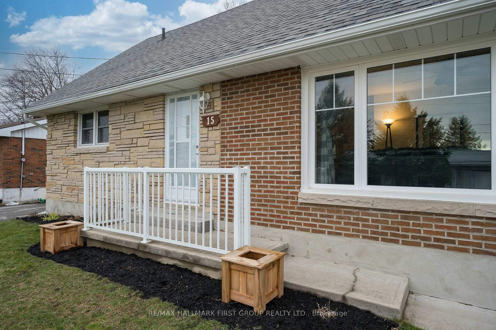 Listing Image 2