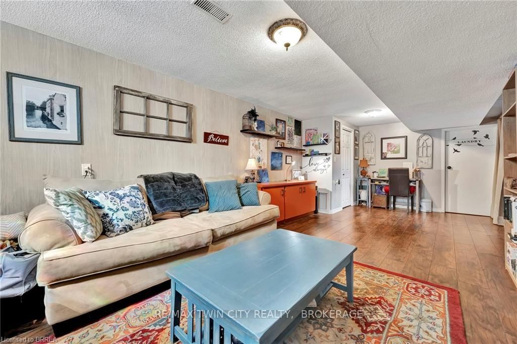Listing Image 25