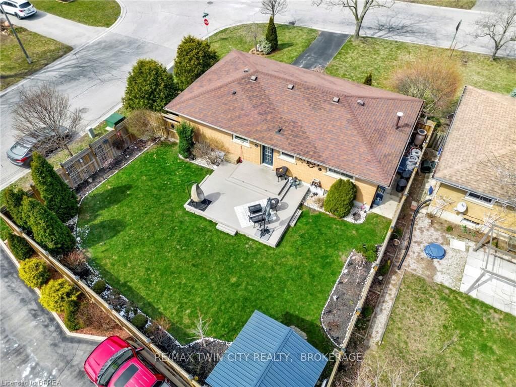 Listing Image 8