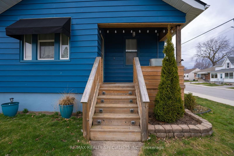 4397 Homewood Ave  Niagara Falls, L2E 4X4 | Image 3