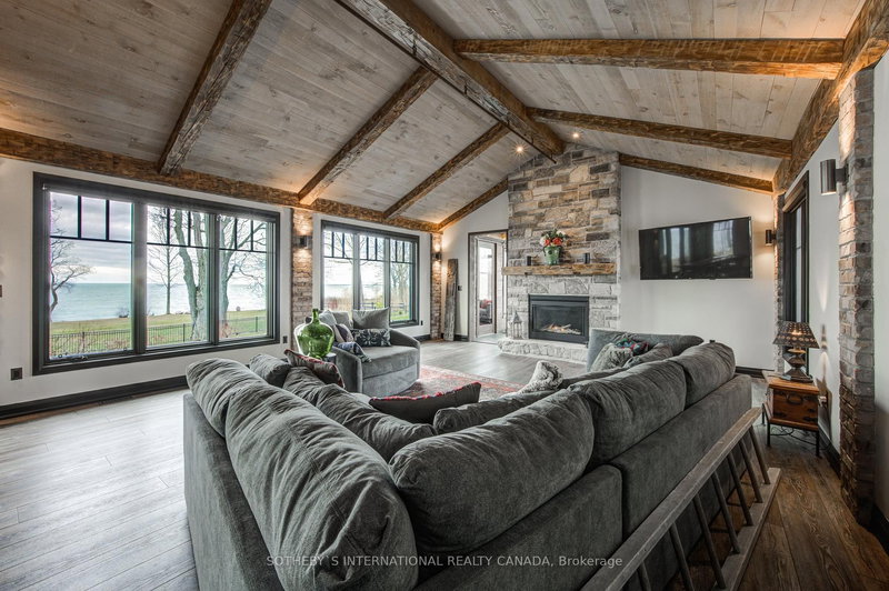 515 Sandy Bay Rd, Haldimand, N1A 2W6 | Image 2