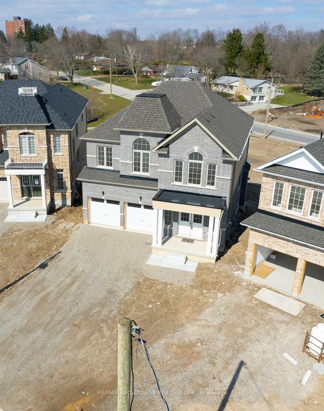 Listing Image 3