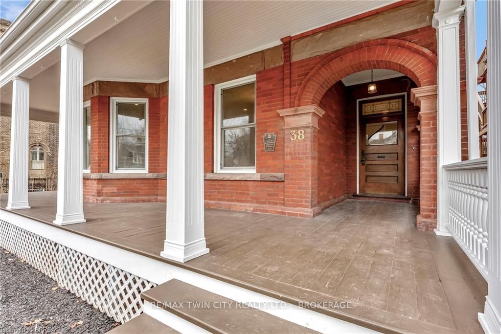 Listing Image 7