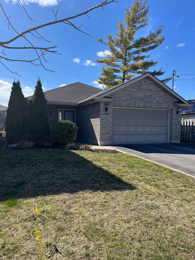 home for lease on 54 South John Street S