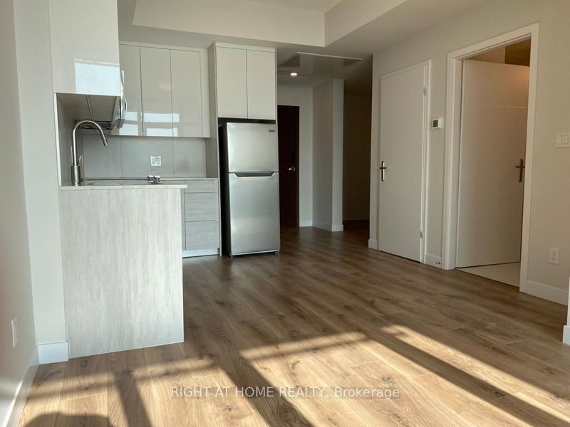 home for lease on 2013-60 Frederick Street