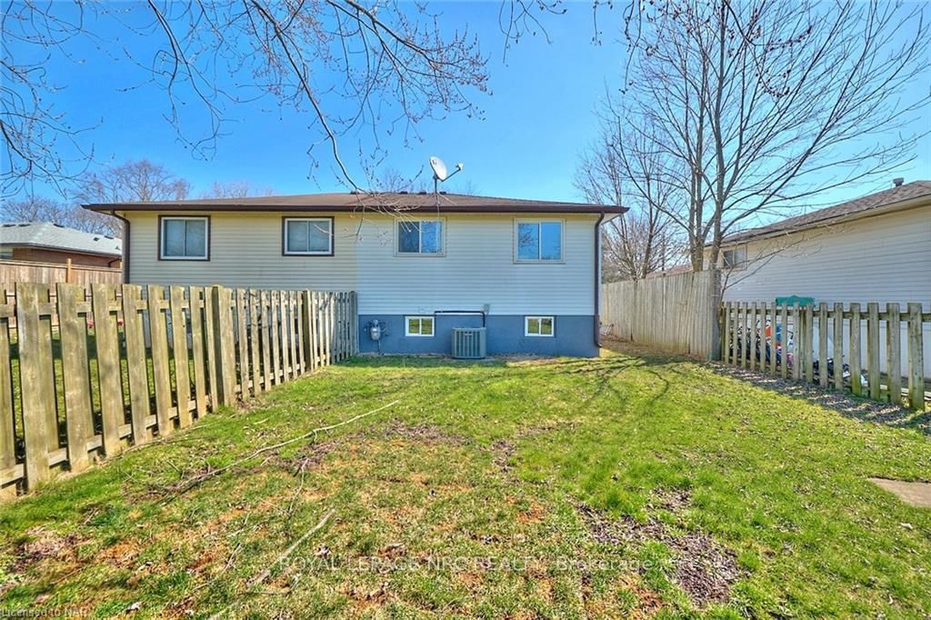 Listing Image 6