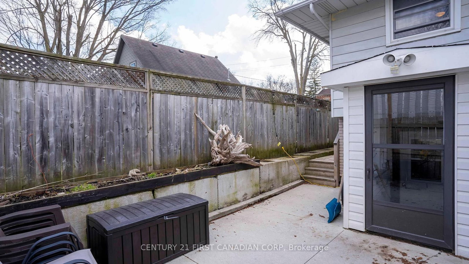 Listing Image 20
