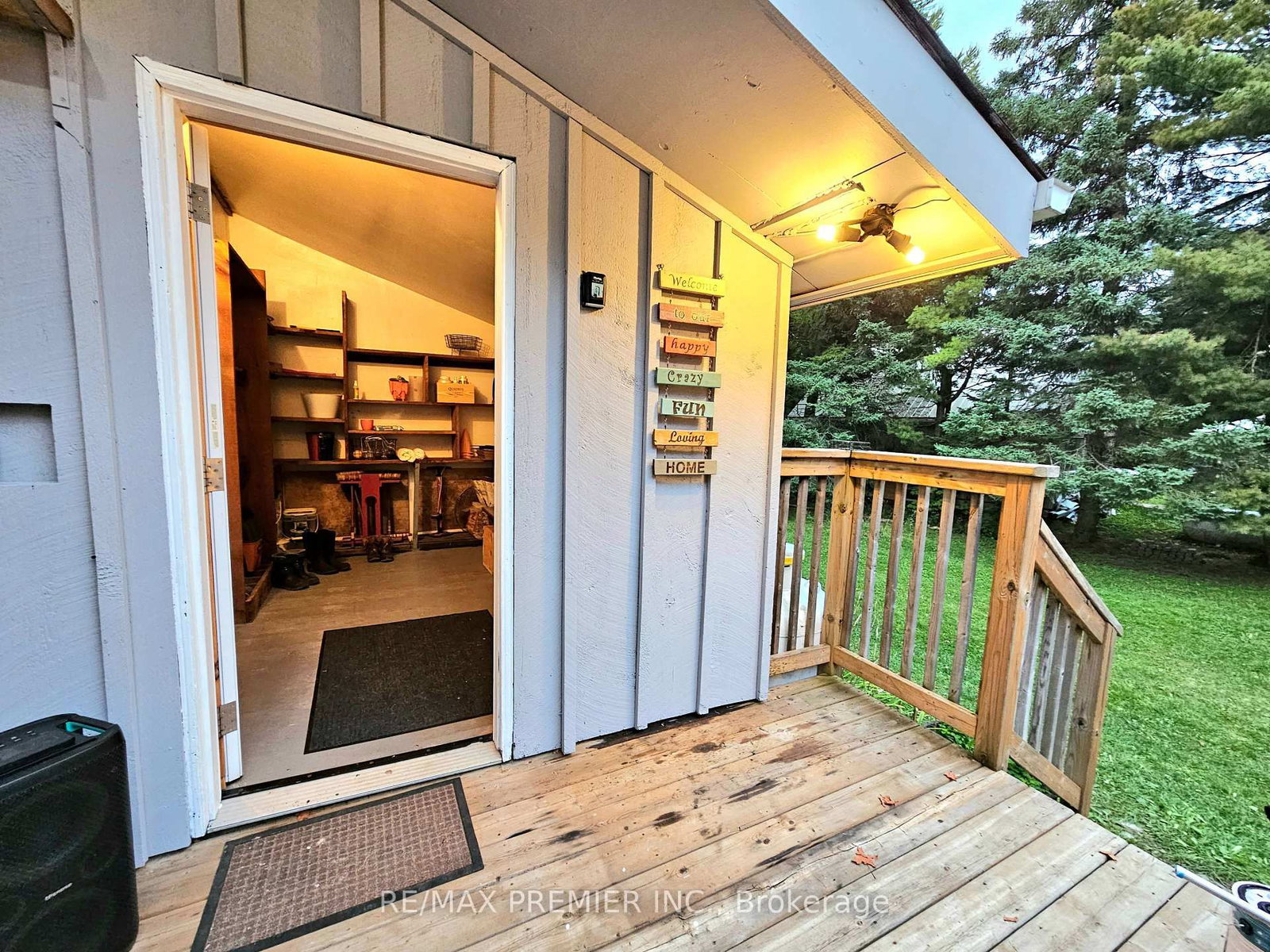 Listing Image 16