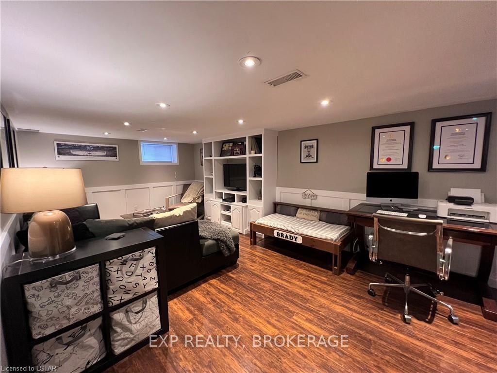 Listing Image 22