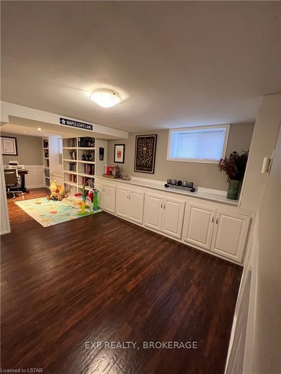 Listing Image 23