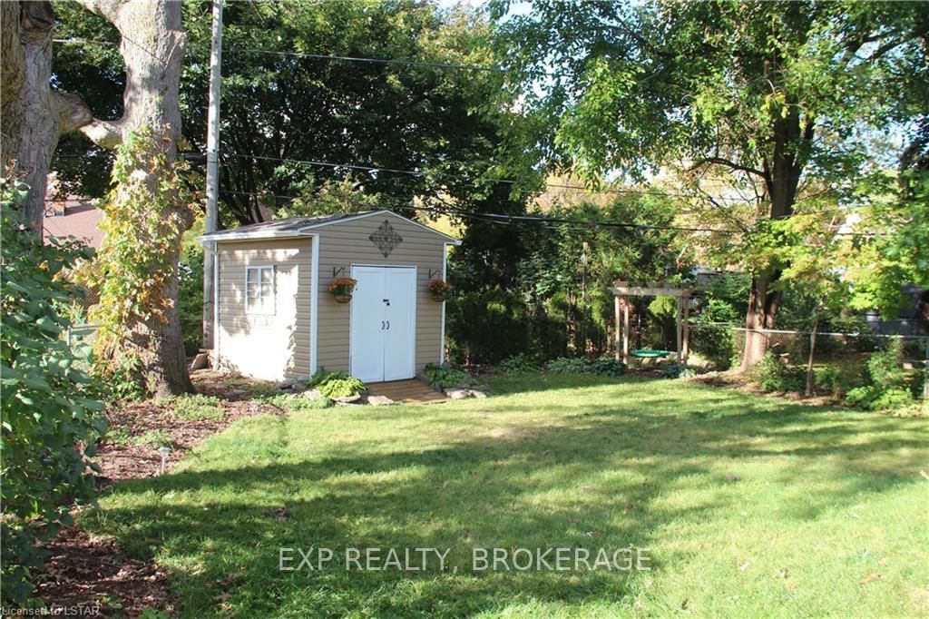 Listing Image 5
