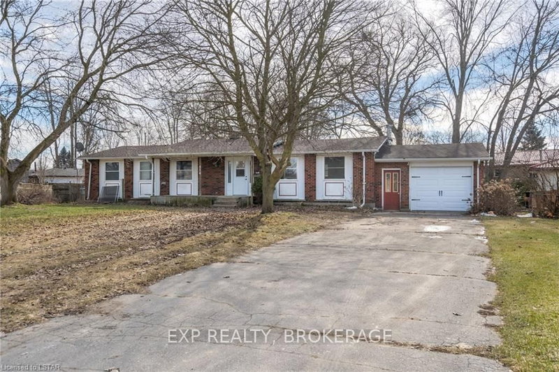 314 LAUGHTON Cres, Strathroy-Caradoc, N7G 1H7 | Image 2