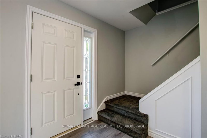 51 ASHBURY Ave, London South, N6E 1S9 | Image 2