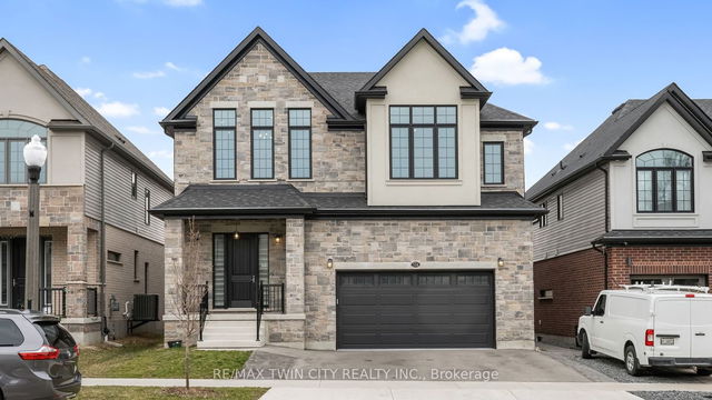 574 Bridgemill Crescent