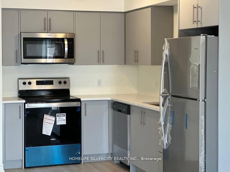 #18 - 235 Chapel Hill Dr, Kitchener, N2R 0S4 | Image 3