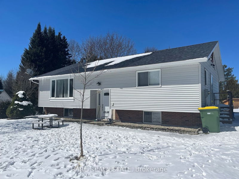 home for lease on 320035 170 Road