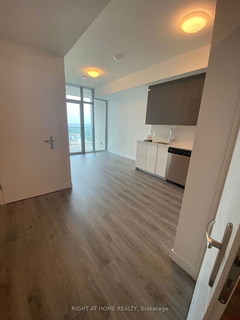 home for lease on 2711-60 Frederick Street