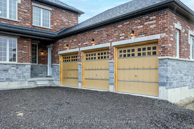 81 Golden Meadows Dr, Otonabee-South Monaghan, K9J 0K8 | Image 3