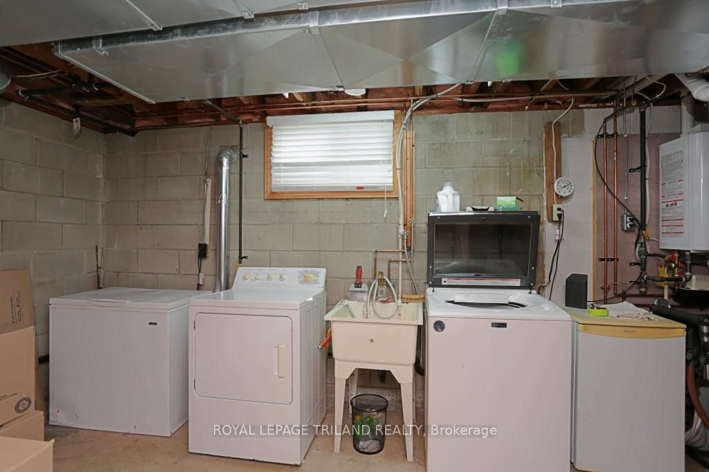 Listing Image 22