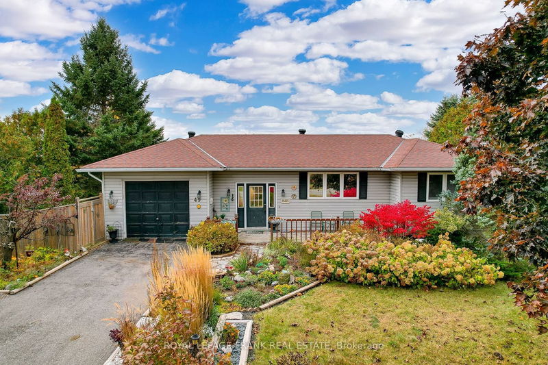 home for sale on 49 Elgin Street N