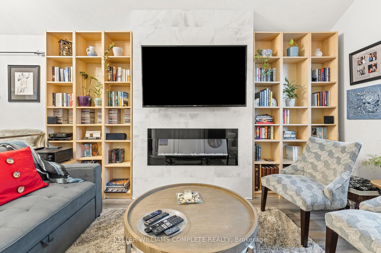 Listing Image 8