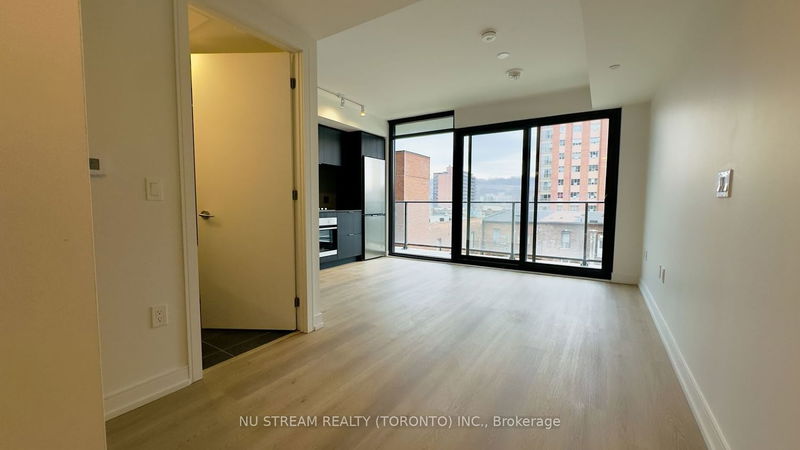 home for lease on 501-1 Jarvis Street