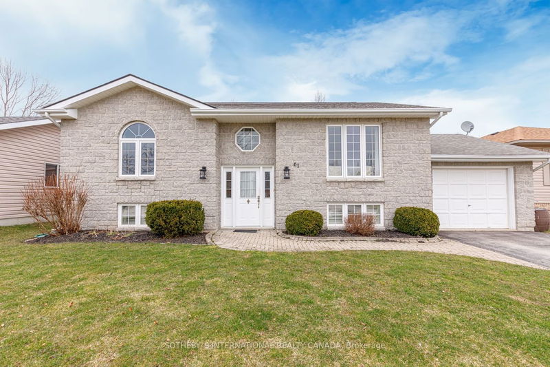 home for sale on 61 Country Crescent