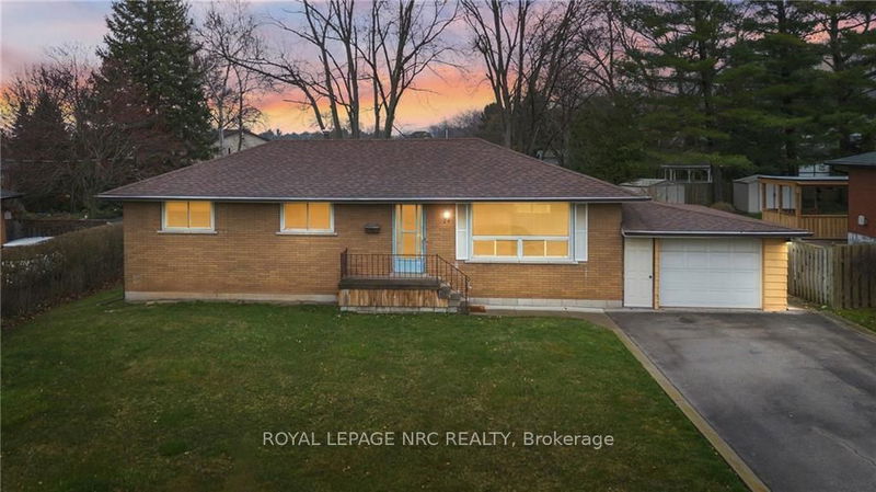 home for sale on 24 Casablanca Boulevard