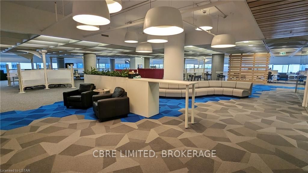 100 DUNDAS Street, Unit 700